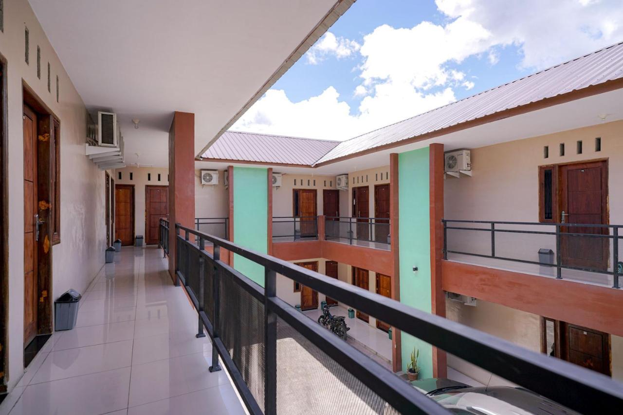 Reddoorz Syariah Near Bukit Teletubbies Padangsidempuan Hotel Exterior photo